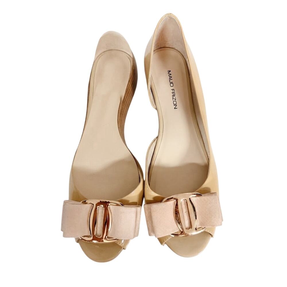Maud Frizon Beige Patent Bow Wedge Pumps EU 40/ US 9.5-10